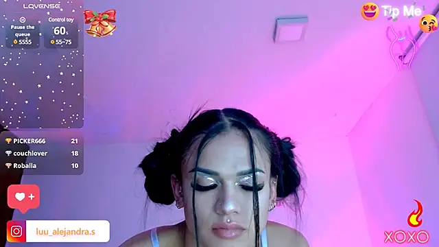 Snapshot of alee_lenoxx chatting on December 30, 2024, 3:47 am alee lenoxx online show from December 30, 2024, 3:47 am