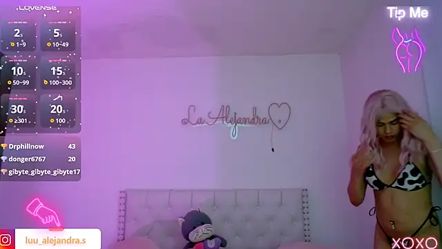 Snapshot of alee_lenoxx chatting on September 29, 2025, 9:58 am alee lenoxx online show from September 29, 2025, 9:58 am