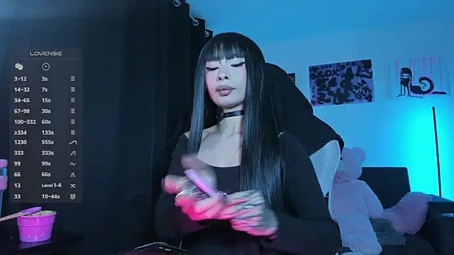 Snapshot of satanbabee chatting on April 17, 2026, 11:19 pm satanbabee online show from April 17, 2026, 11:19 pm