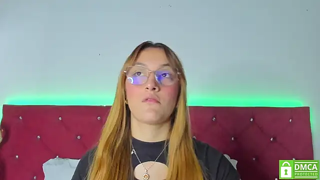 Ruth harvey  online show from February 28, 2025, 11:36 am