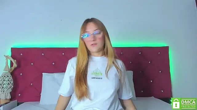 Ruth harvey  online show from March 4, 2025, 11:51 am