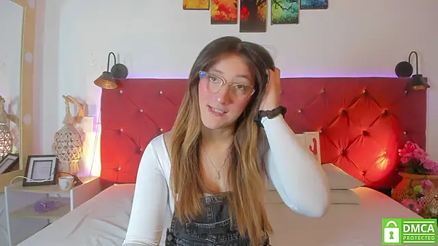 Ruth harvey  online show from March 18, 2026, 1:03 pm