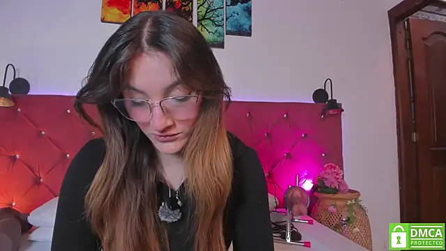 Ruth harvey  online show from April 14, 2026, 1:28 pm