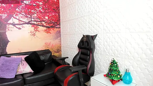 Alessandraa ferri  online show from December 15, 2024, 8:15 pm