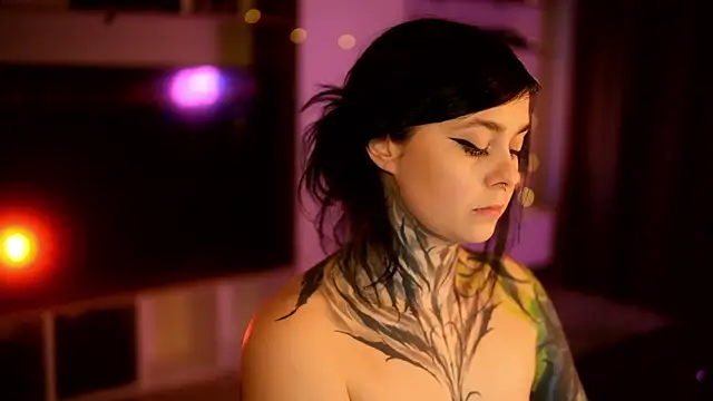 Snapshot of AcidPie chatting on December 19, 2024, 2:34 am AcidPie online show from December 19, 2024, 2:34 am