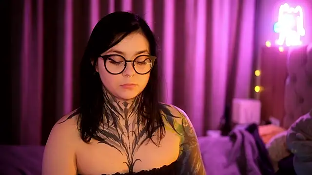 Snapshot of AcidPie chatting on January 11, 2025, 11:24 pm AcidPie online show from January 11, 2025, 11:24 pm