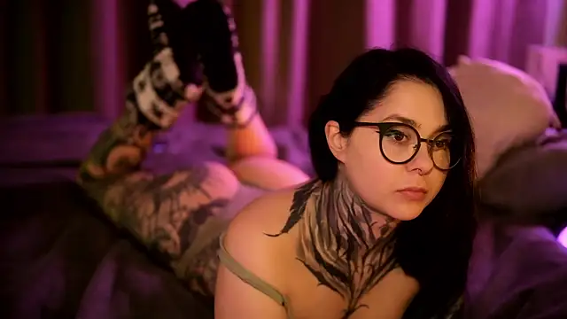 Snapshot of AcidPie chatting on January 15, 2025, 1:12 am AcidPie online show from January 15, 2025, 1:12 am