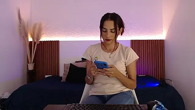 Dakotagloss online show from February 5, 2025, 9:29 pm