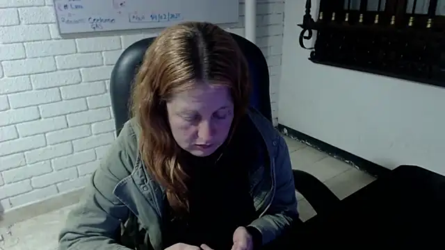 ViioletaMora online show from February 19, 2025, 9:17 am