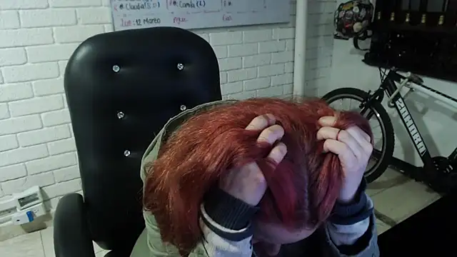 ViioletaMora online show from March 7, 2025, 7:41 am