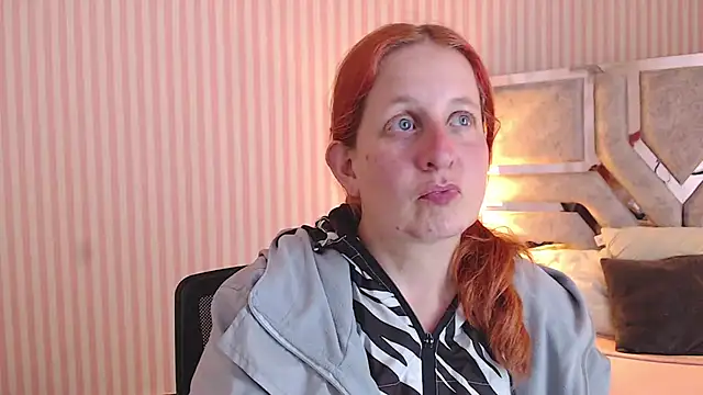 ViioletaMora online show from March 15, 2025, 10:22 pm