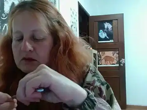 ViioletaMora online show from March 5, 2026, 4:52 am