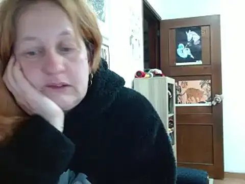 Snapshot of ViioletaMora chatting on April 25, 2026, 7:22 am ViioletaMora online show from April 25, 2026, 7:22 am
