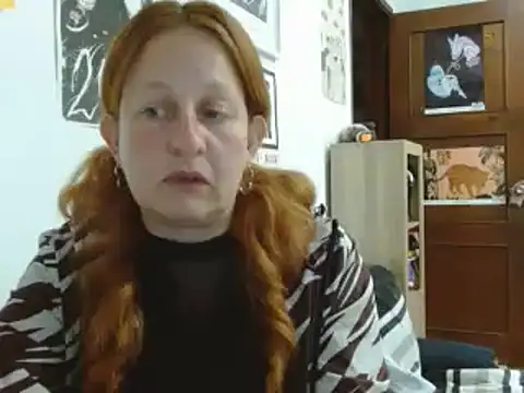 Snapshot of ViioletaMora chatting on May 22, 2026, 1:13 am ViioletaMora online show from May 22, 2026, 1:13 am