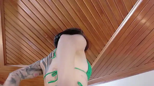 Hannah Borbon online show from March 13, 2026, 1:01 am