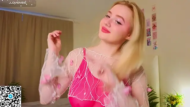 oliviabr0wn0 online show from November 8, 2025, 2:12 am