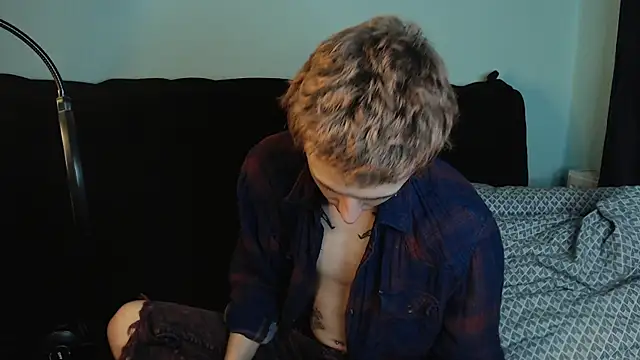 axxxturel online show from December 2, 2024, 1:25 am