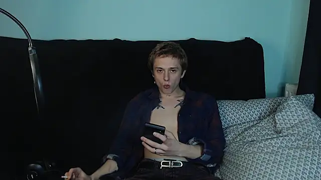 axxxturel online show from December 2, 2024, 4:31 am