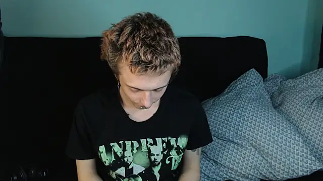 axxxturel online show from December 11, 2024, 6:09 pm