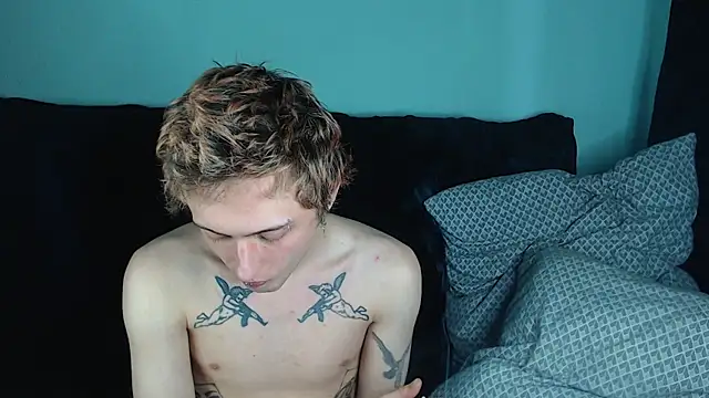 axxxturel online show from January 1, 2025, 6:37 am