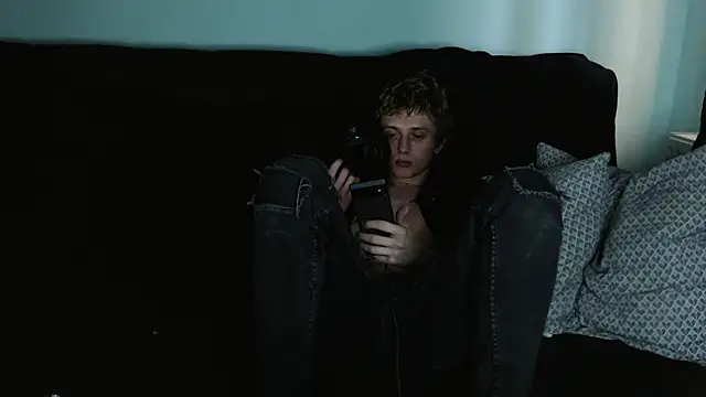 axxxturel online show from January 11, 2025, 1:01 pm