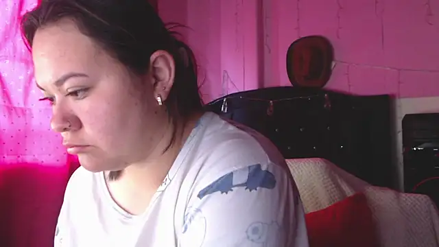 NikkiRous  online show from May 29, 2026, 12:36 pm
