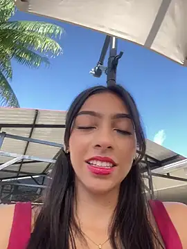 Snapshot of Ema_azel chatting on January 7, 2025, 1:46 pm Ema azel online show from January 7, 2025, 1:46 pm