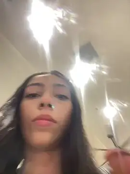 Snapshot of Ema_azel chatting on January 8, 2025, 1:31 pm Ema azel online show from January 8, 2025, 1:31 pm