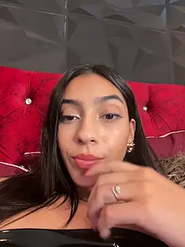 Snapshot of Ema_azel chatting on March 8, 2025, 4:50 pm Ema azel online show from March 8, 2025, 4:50 pm