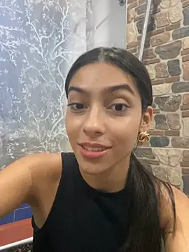 Snapshot of Ema_azel chatting on March 19, 2025, 3:30 am Ema azel online show from March 19, 2025, 3:30 am