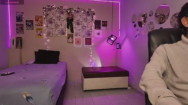 KokoAndRin online show from February 11, 2025, 7:05 pm