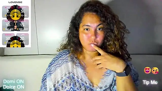 isobeladams20 online show from September 14, 2025, 12:10 am