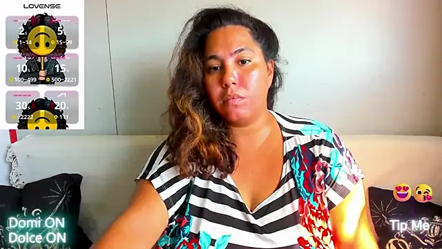 isobeladams20 online show from September 19, 2025, 10:49 am