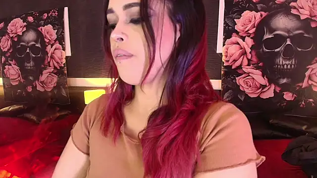 Snapshot of EvaaFoxxy1 chatting on April 5, 2026, 12:02 pm EvaaFoxxy1 online show from April 5, 2026, 12:02 pm