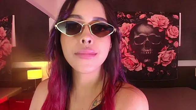 Snapshot of EvaaFoxxy1 chatting on April 15, 2026, 7:58 pm EvaaFoxxy1 online show from April 15, 2026, 7:58 pm