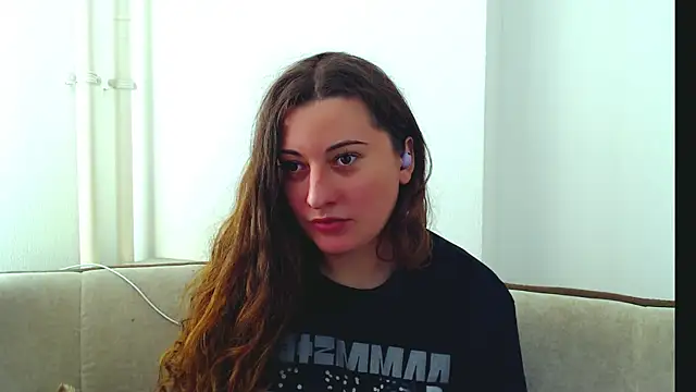 Helen Adams  online show from December 4, 2024, 8:34 am