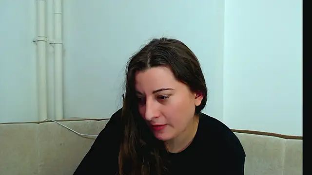 Helen Adams  online show from December 5, 2024, 1:49 pm