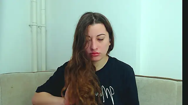 Helen Adams  online show from December 9, 2024, 4:34 am