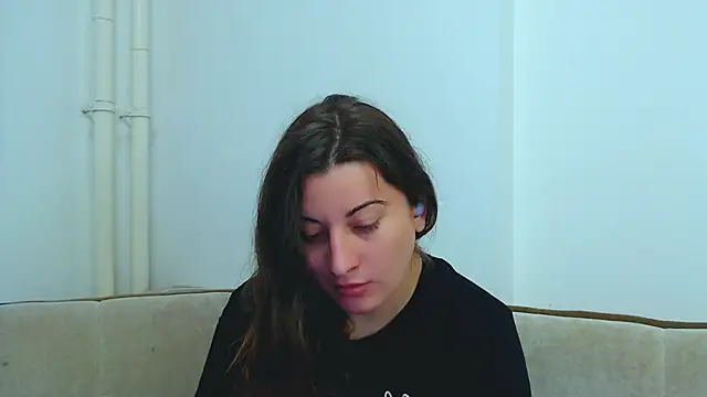 Helen Adams  online show from March 6, 2025, 6:41 am