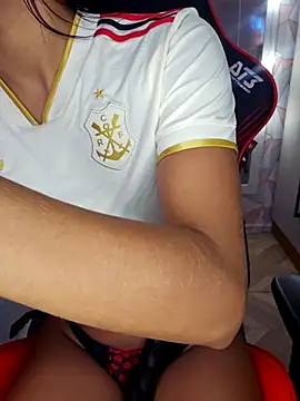 moreninhasilva online show from September 18, 2025, 8:00 pm