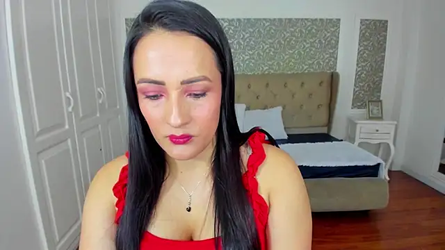 Snapshot of KimWessel_ chatting on July 8, 2026, 6:56 pm KimWessel online show from July 8, 2026, 6:56 pm