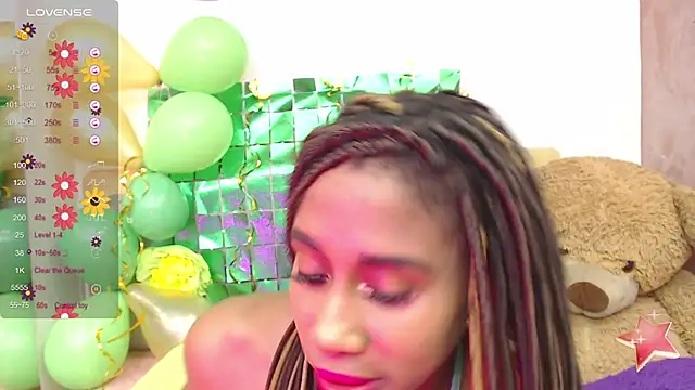 SheylaBrodhlei online show from March 17, 2025, 12:25 pm