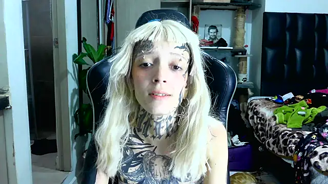 barbara anal squirt  online show from September 16, 2025, 4:02 am