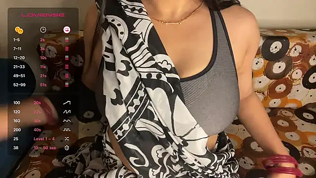 shuhana  online show from October 21, 2025, 1:17 am