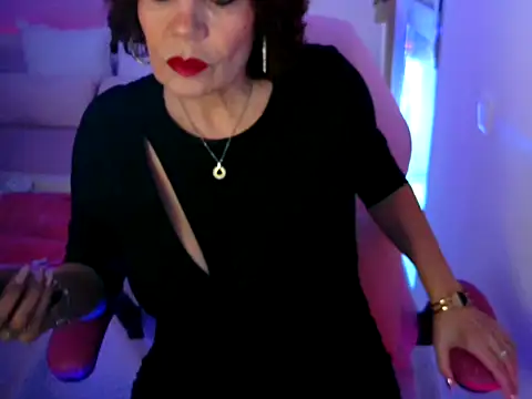 aubade246 online show from November 28, 2025, 1:36 pm