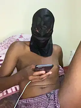Snapshot of Gifttheskimaskboy chatting on May 3, 2026, 5:41 pm Gifttheskimaskboy online show from May 3, 2026, 5:41 pm