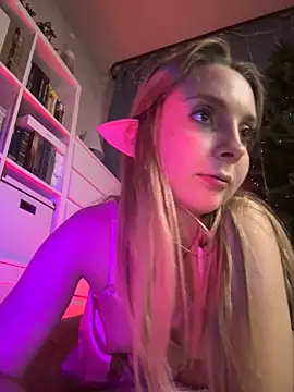 Snapshot of oceaneyesbb chatting on December 25, 2024, 5:47 pm oceaneyesbb online show from December 25, 2024, 5:47 pm