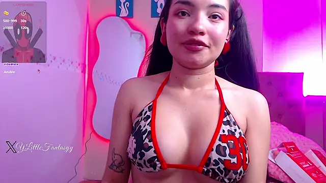 Snapshot of lauvelez__ chatting on June 3, 2026, 1:25 pm lauvelez online show from June 3, 2026, 1:25 pm