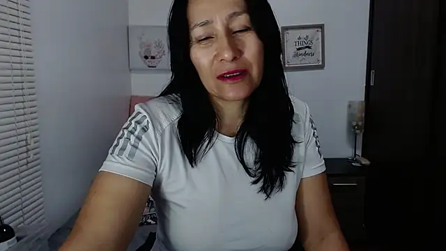 Maira B online show from February 10, 2026, 11:47 am