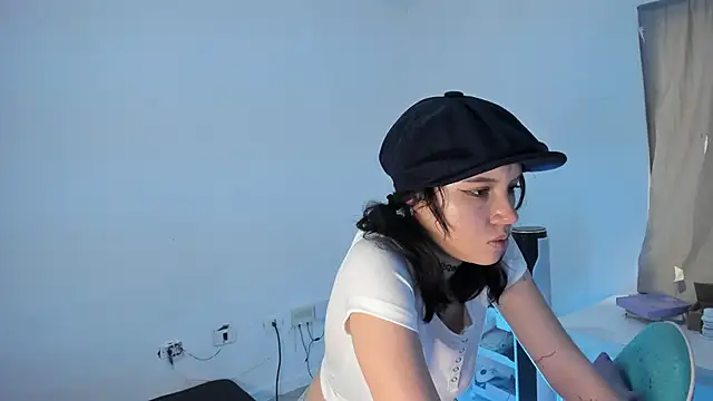 WandaDoll online show from February 25, 2025, 5:25 pm